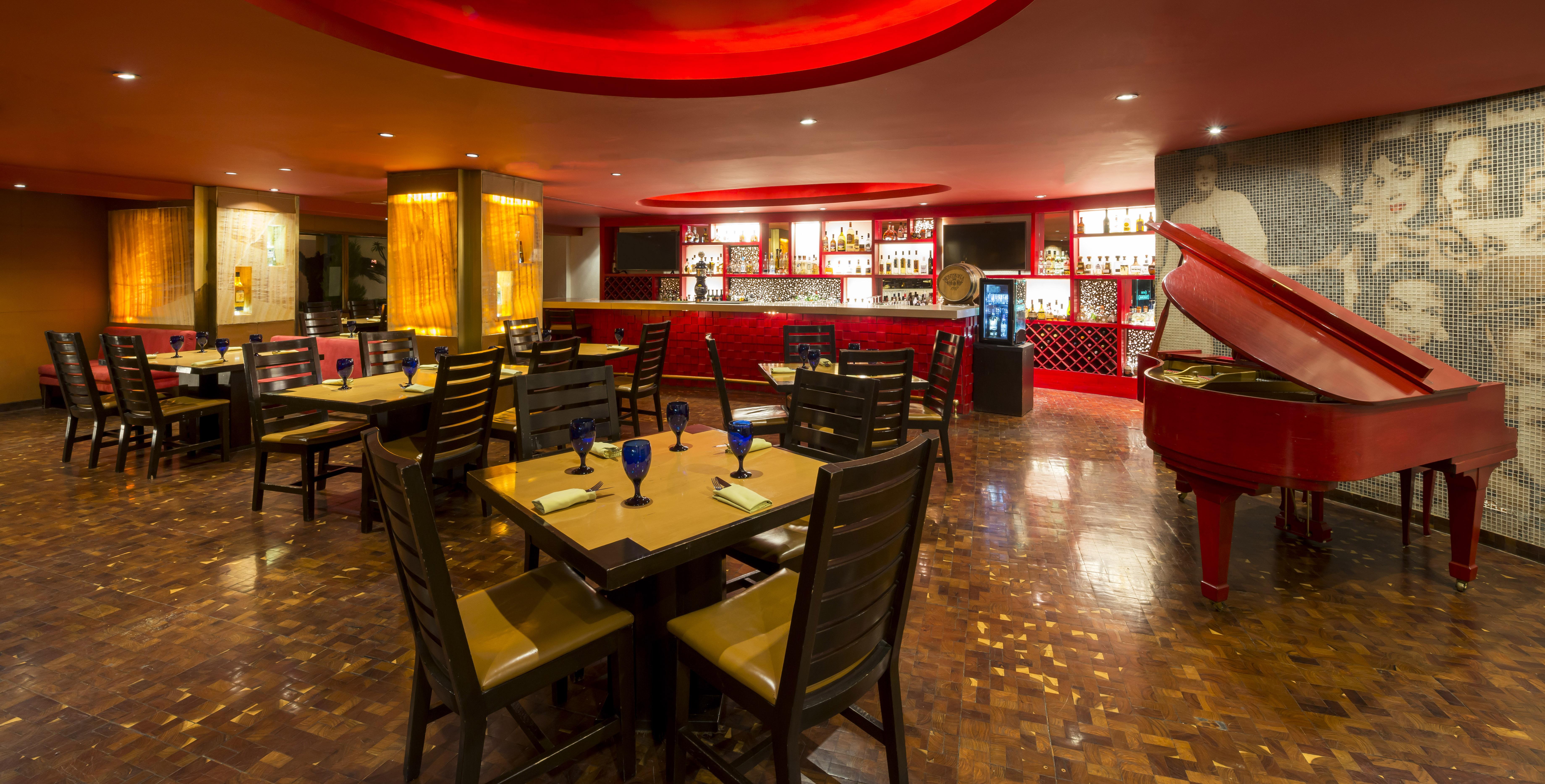 Camino Real Guadalajara Ξενοδοχείο Zapopan Εξωτερικό φωτογραφία The interior of the restaurant
