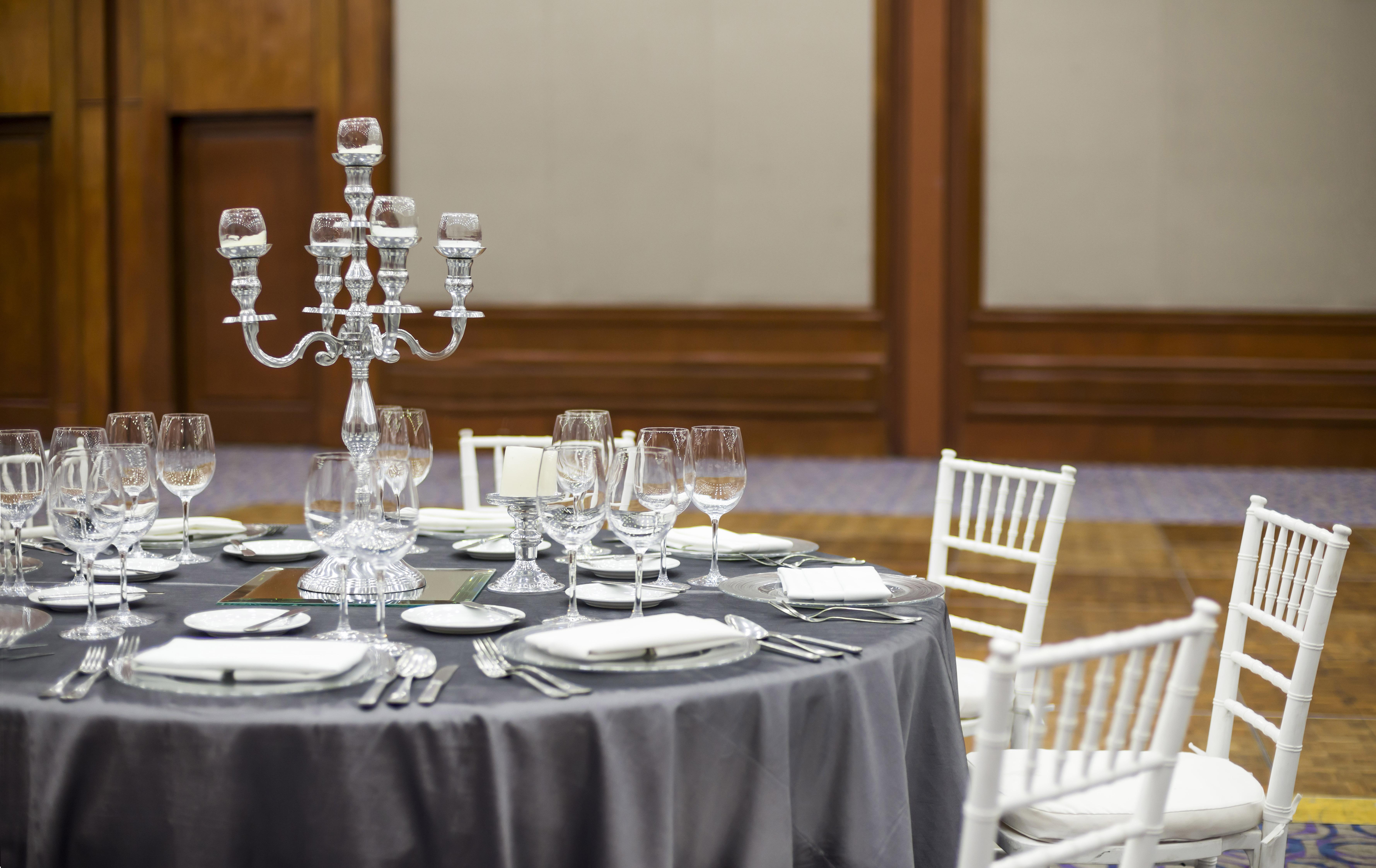 Camino Real Guadalajara Ξενοδοχείο Zapopan Εξωτερικό φωτογραφία A table set for a formal dinner