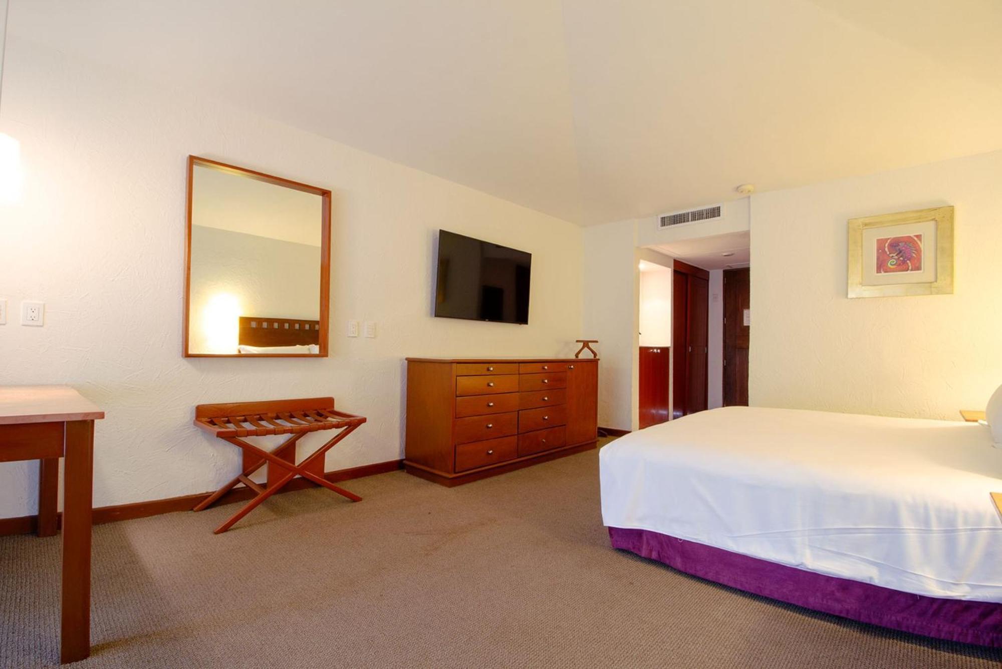 Camino Real Guadalajara Ξενοδοχείο Zapopan Εξωτερικό φωτογραφία A room at the hotel