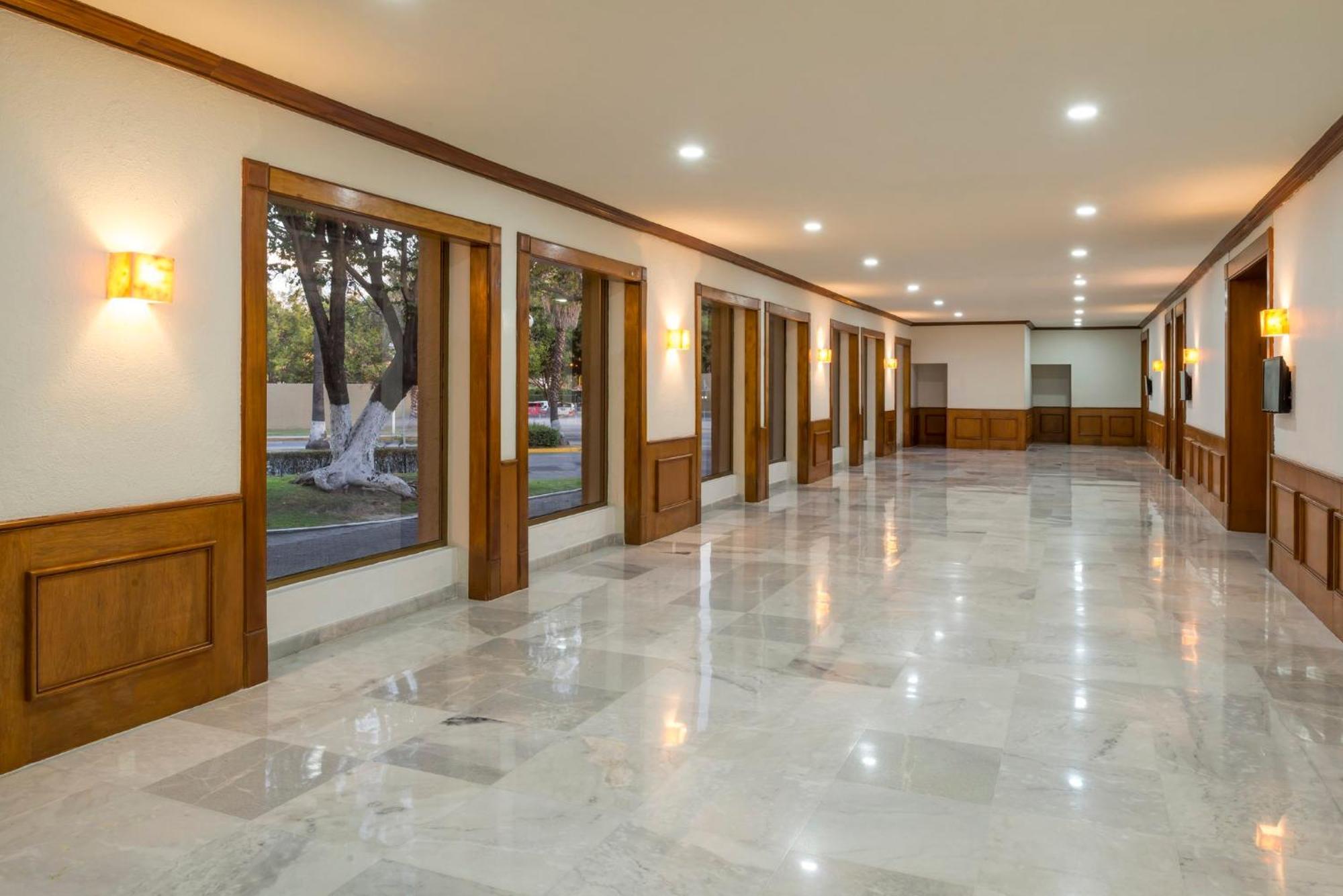 Camino Real Guadalajara Ξενοδοχείο Zapopan Εξωτερικό φωτογραφία Interior of the hotel